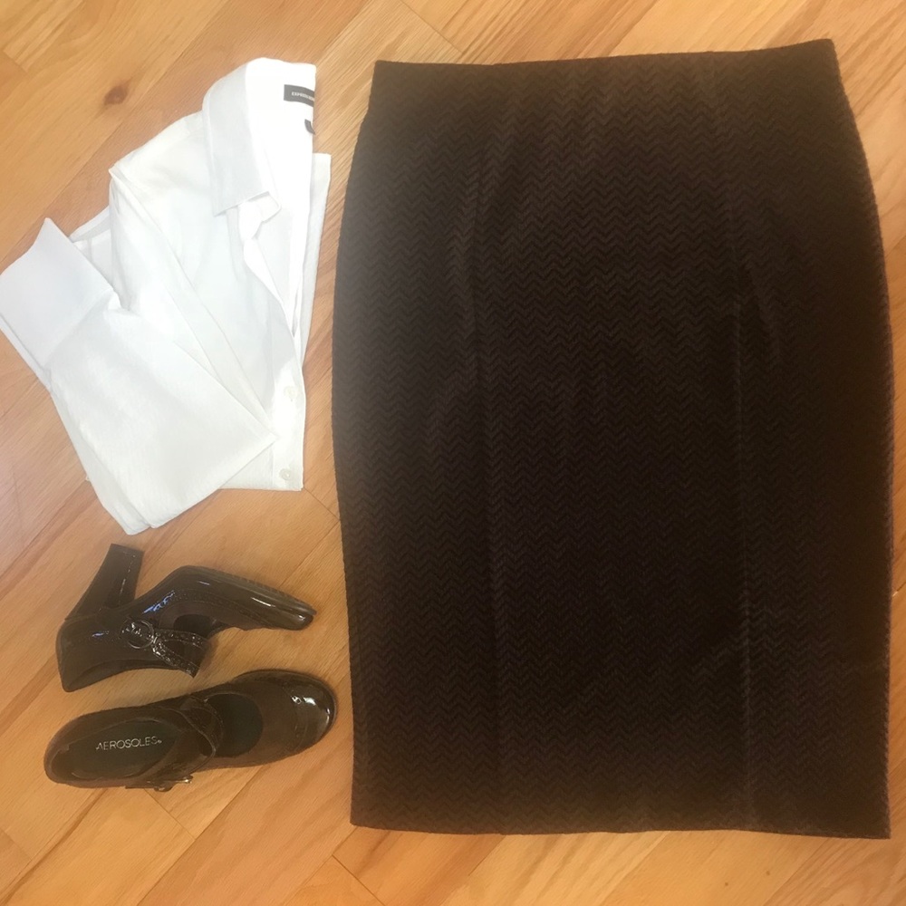 CATO Pencil Skirt - Brown Chevron - Size M